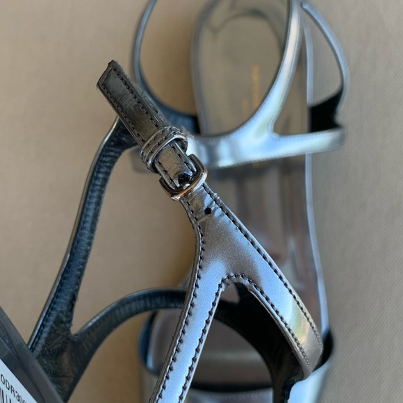 Narciso Rodriguez Carolyn Flat Sandal - Picture 14 of 15